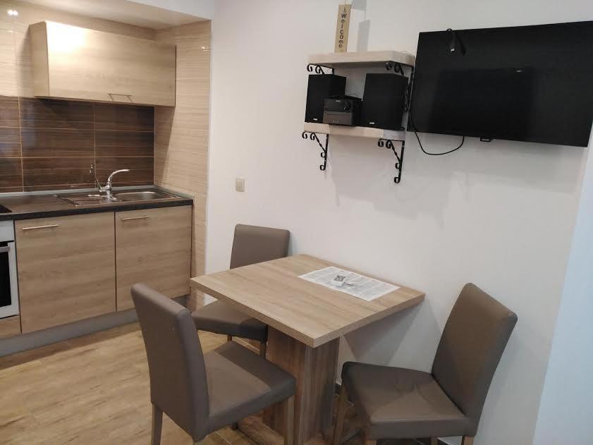 דראגה Apartmani Morovi Dvori מראה חיצוני תמונה
