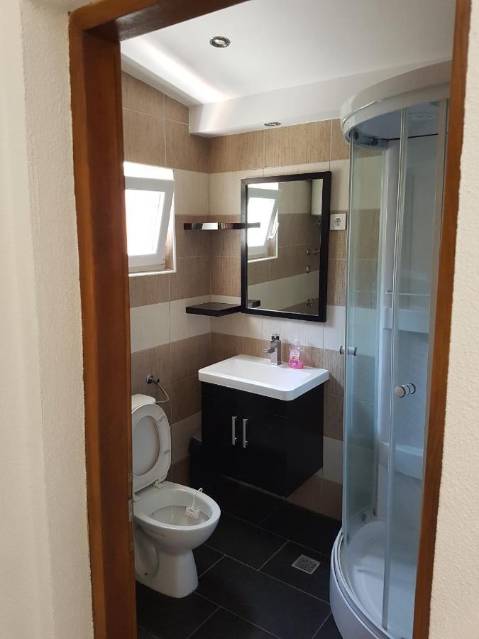 דראגה Apartmani Morovi Dvori מראה חיצוני תמונה